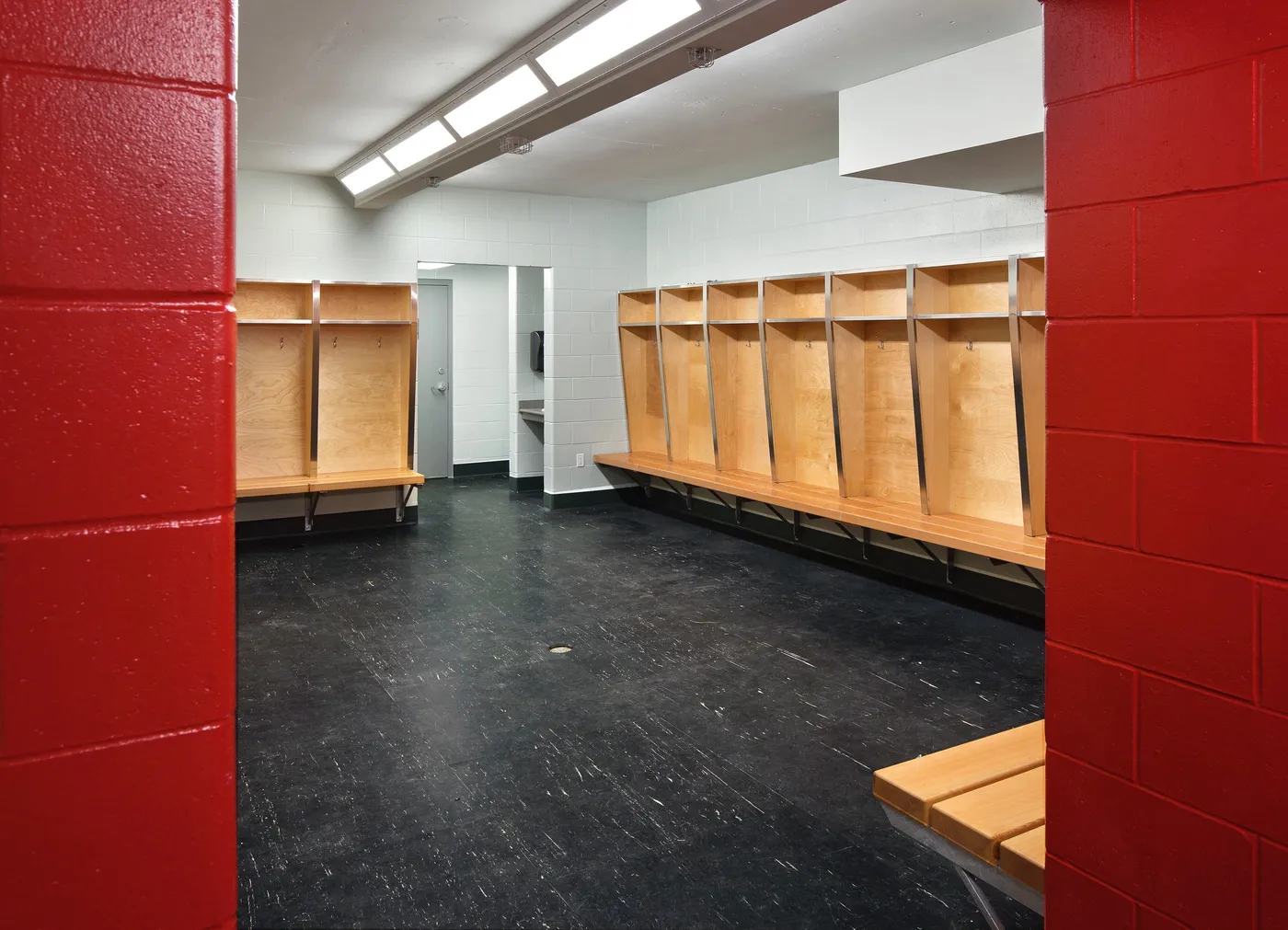 Cowichan Lake Sports Arena in Cowichan Valley, photo 6