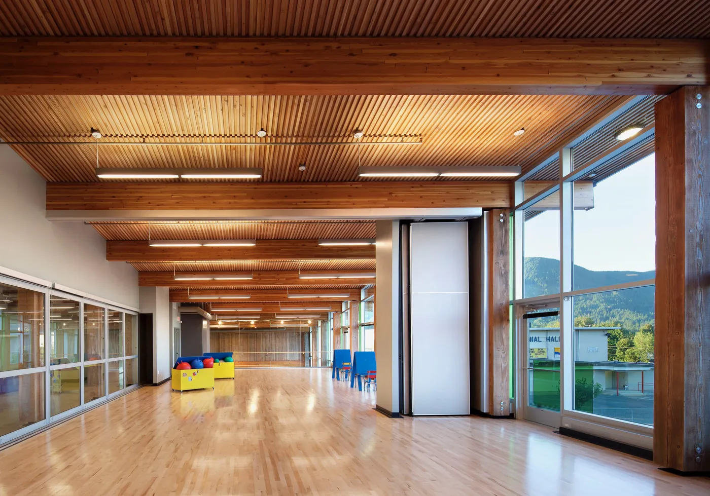 Cowichan Lake Sports Arena in Cowichan Valley, photo 8
