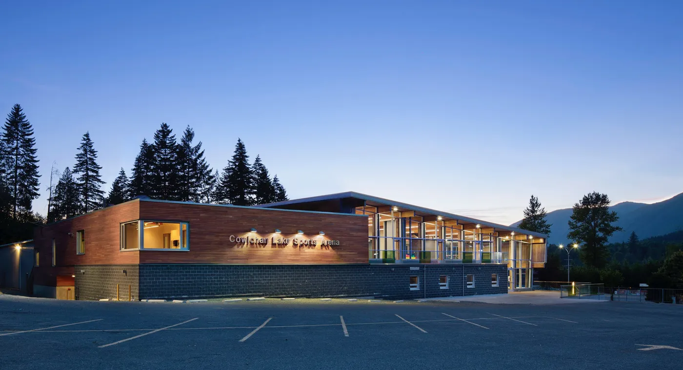 Cowichan Lake Sports Arena in Cowichan Valley, photo 15