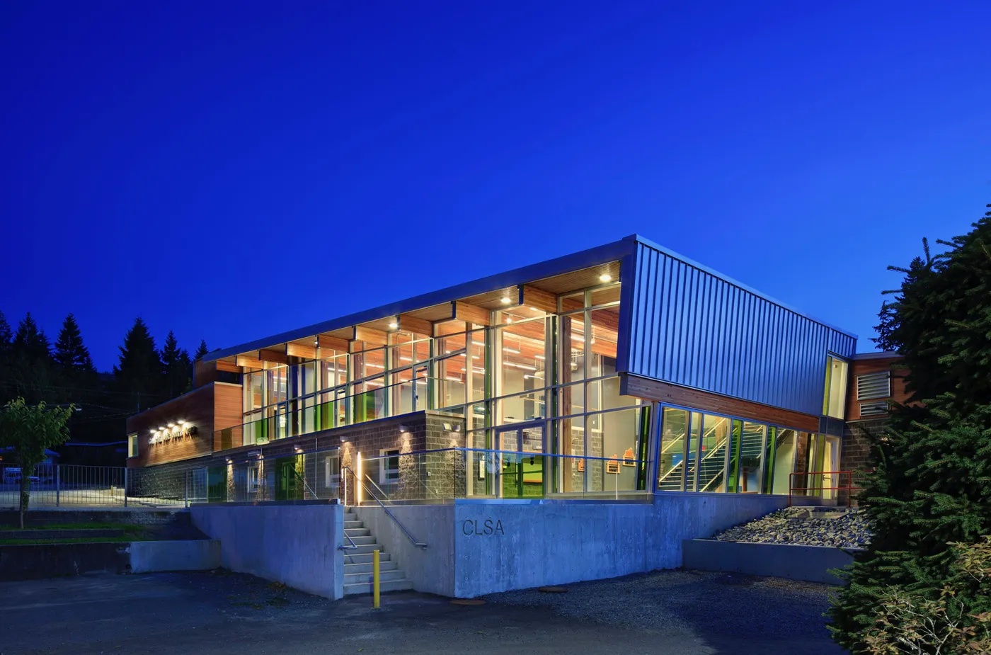 Cowichan Lake Sports Arena in Cowichan Valley, photo 18
