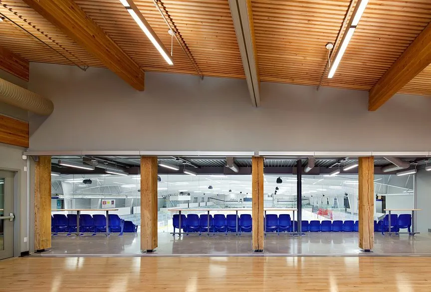 Cowichan Lake Sports Arena in Cowichan Valley, photo 27