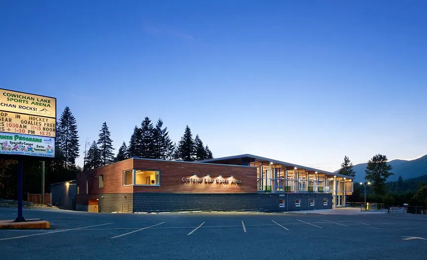Cowichan Lake Sports Arena in Cowichan Valley, photo 29