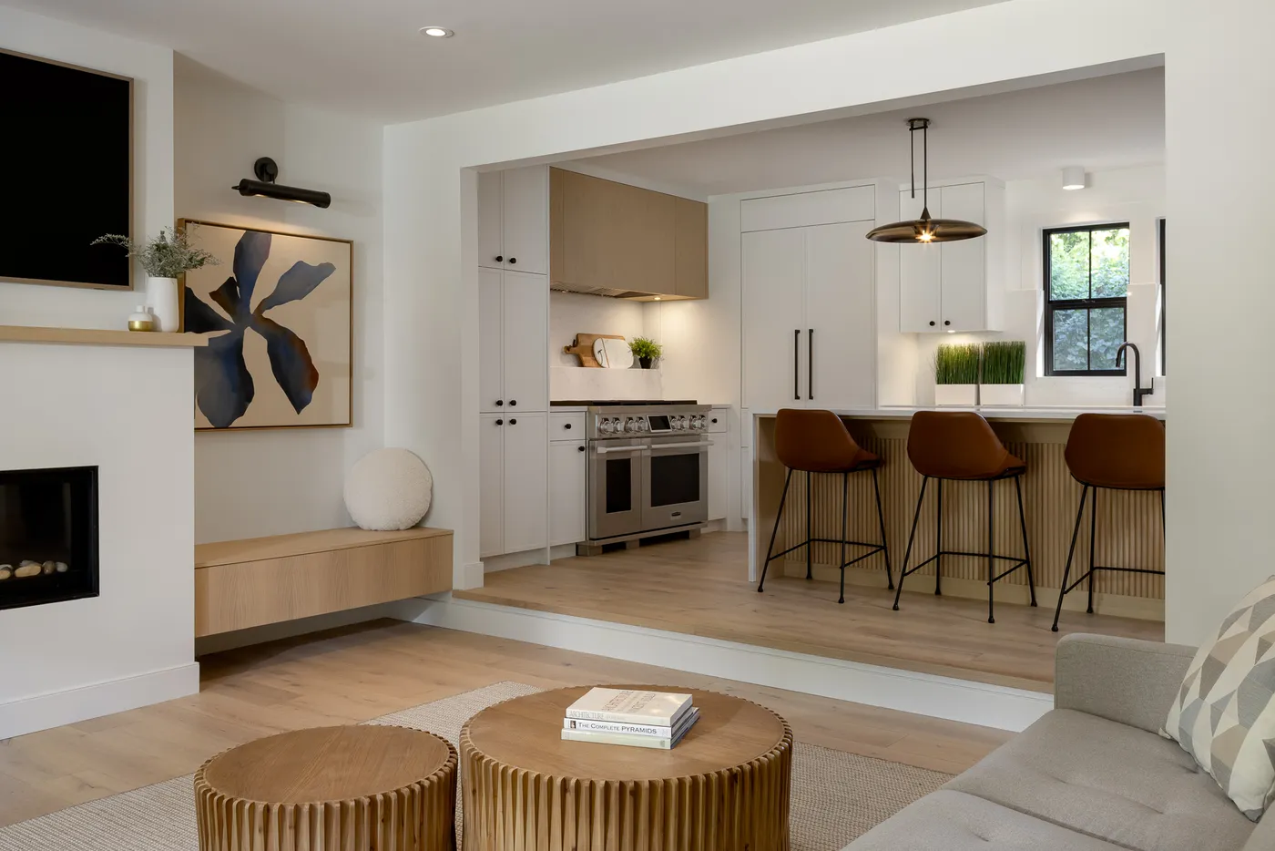 HAVAN Award-winning kitchen in the Crescent Beach renovation by Venture Pacific
