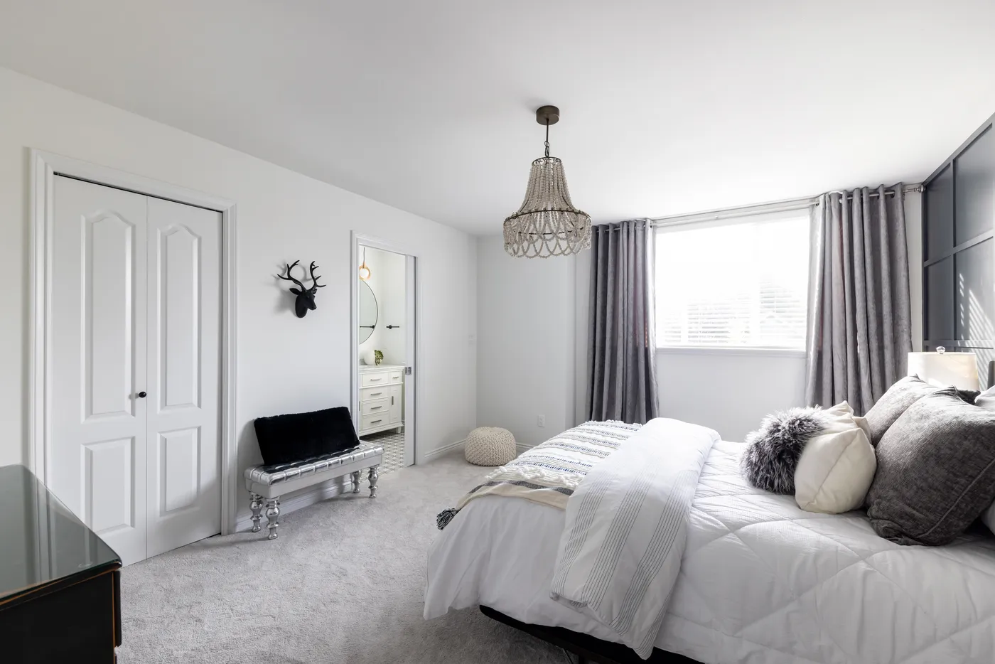 Parisian Elements in Surrey, photo 104