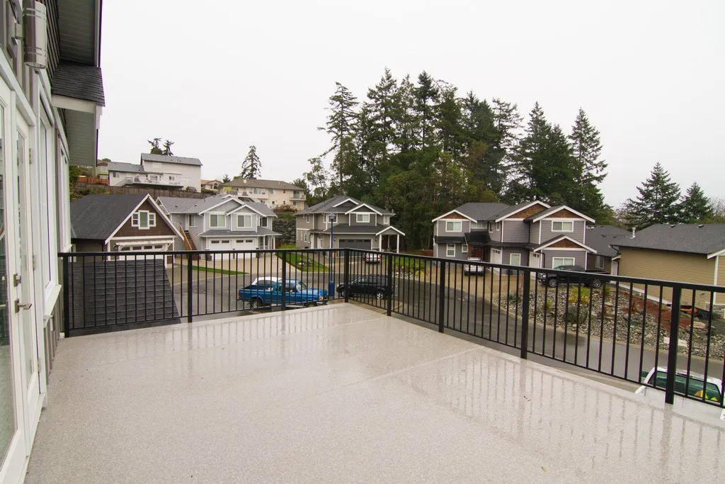 Selica Road in Langford, photo 26