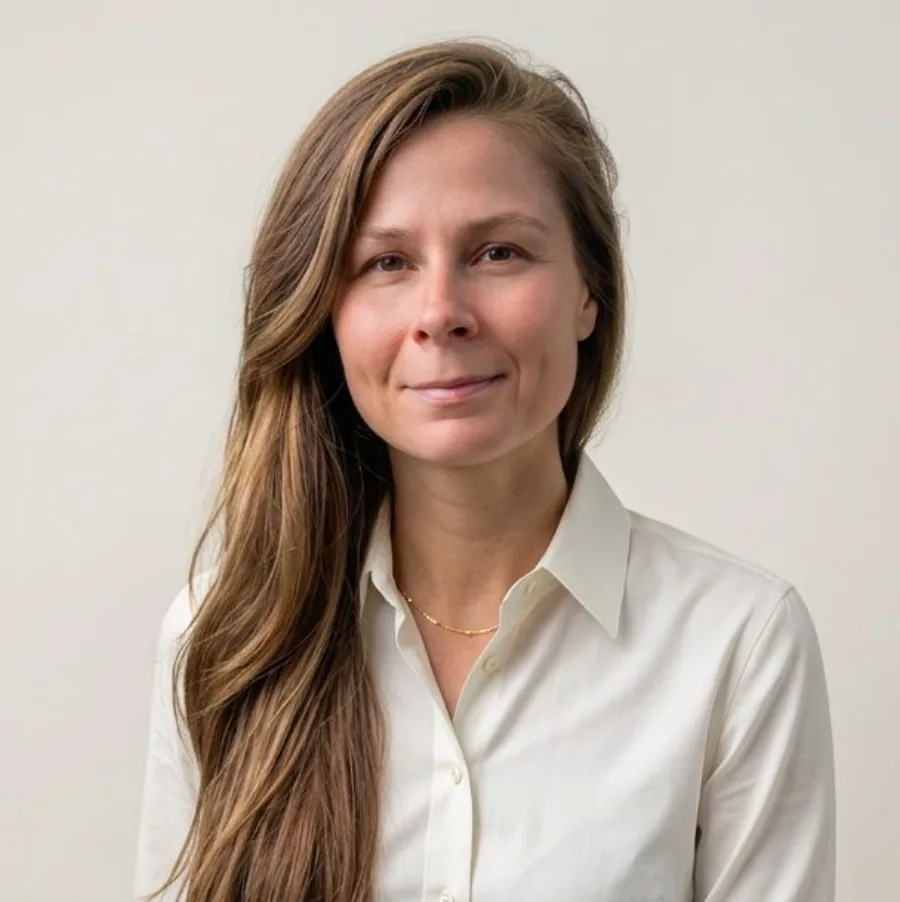 Portrait of Veronica Berube, Accounting Manager at Venture Pacific